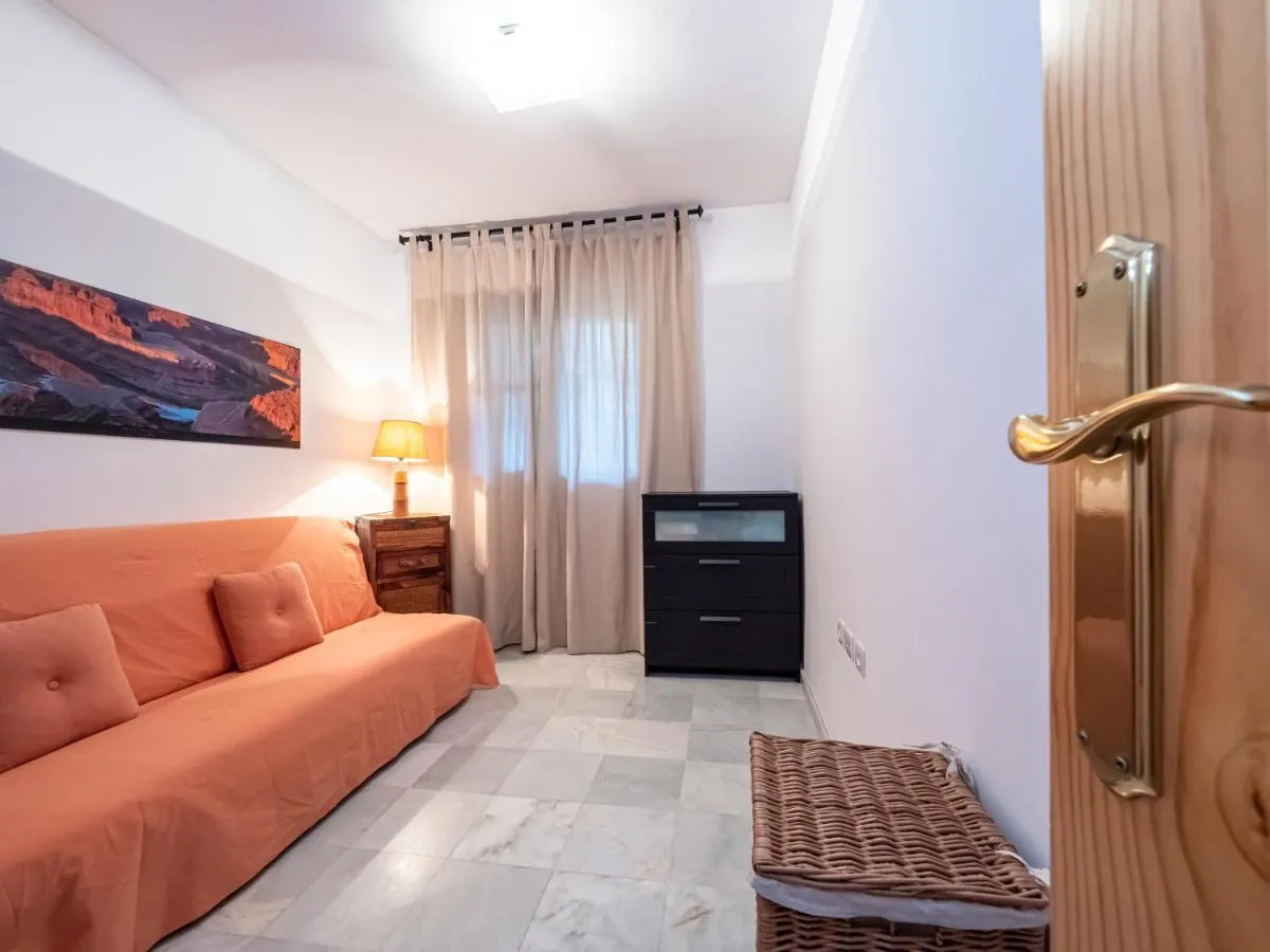 Image 1 of Céntrico y bonito apartamento