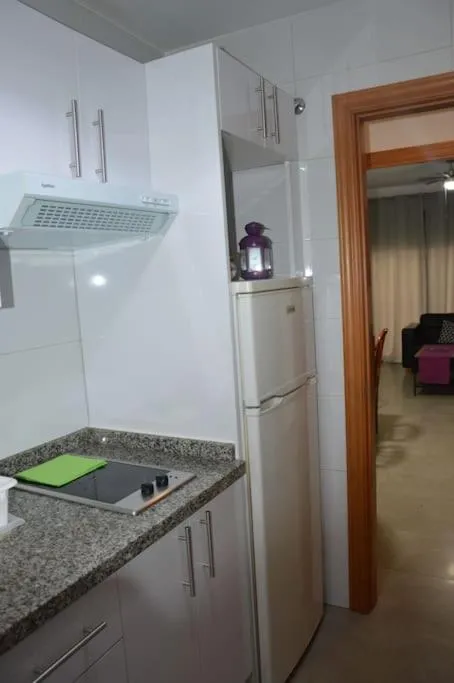 Image 4 of Centro