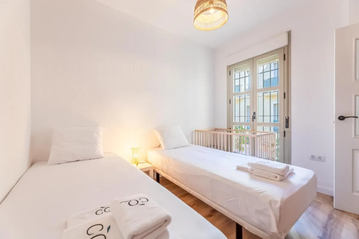 Image 4 of Charming 4-Bedroom Apartment in Malaga’s Historic Center