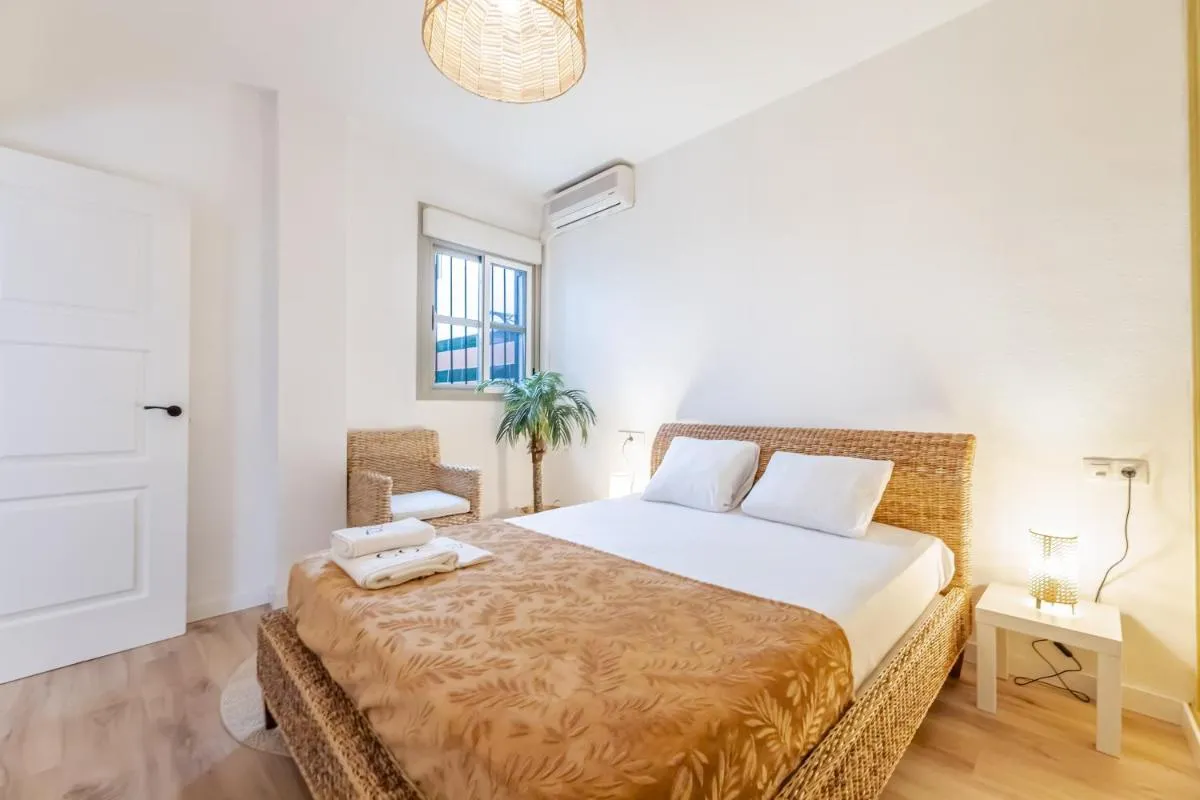 Image 2 of Charming 4-Bedroom Apartment in Malaga’s Historic Center