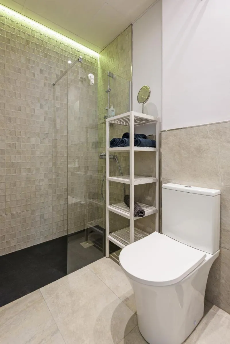 Image 4 of Charming Loft A