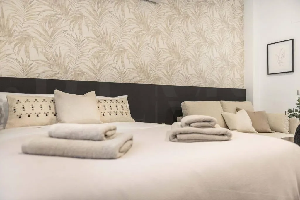 Image 5 of Chic intimate studio in the heart of Malaga by REMS