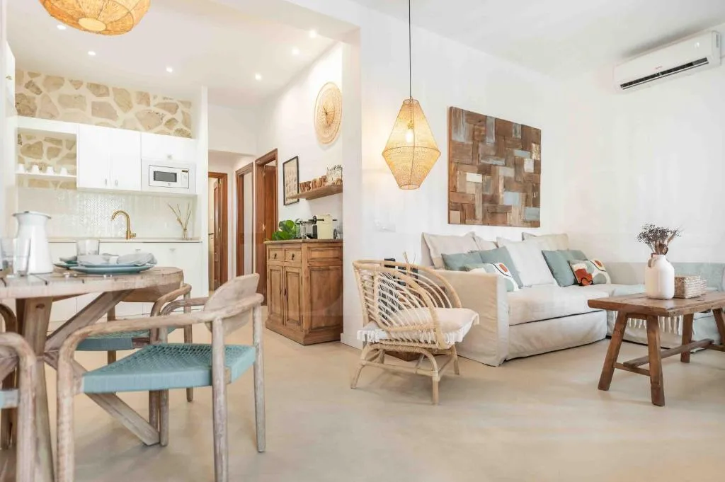 Image of Coastal paradise apartment – Pedregalejo by REMS