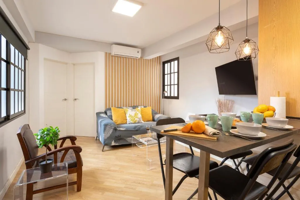 Image of Coqueto apartamento junto a calle Larios by Rent Me