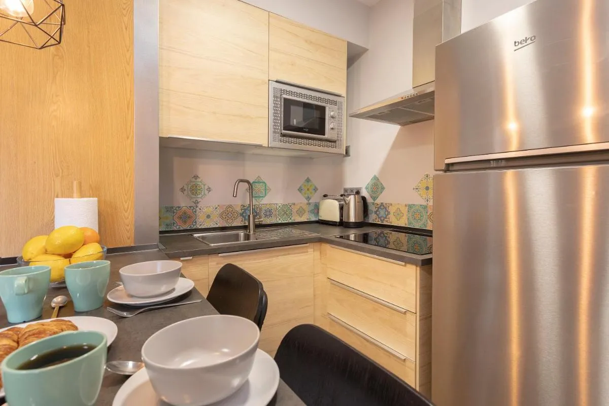 Image 3 of Coqueto apartamento junto a calle Larios by Rent Me