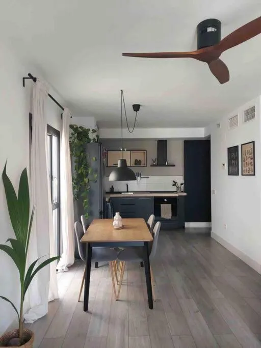 Image 5 of Cozy Apartment