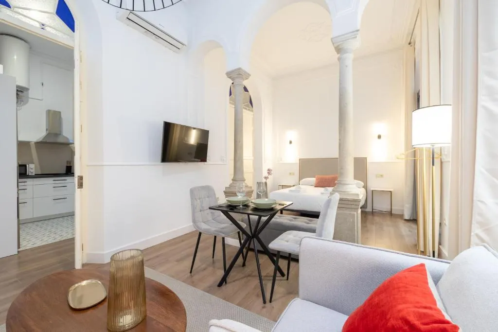 Image of Cozy & renovated Studio -Center