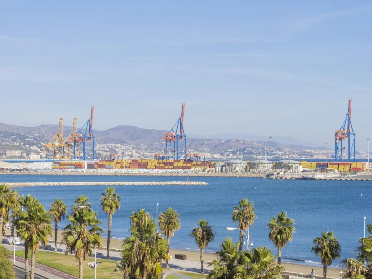 Image 2 of Cubo’s Apartamento Seaview Port & Free Parking