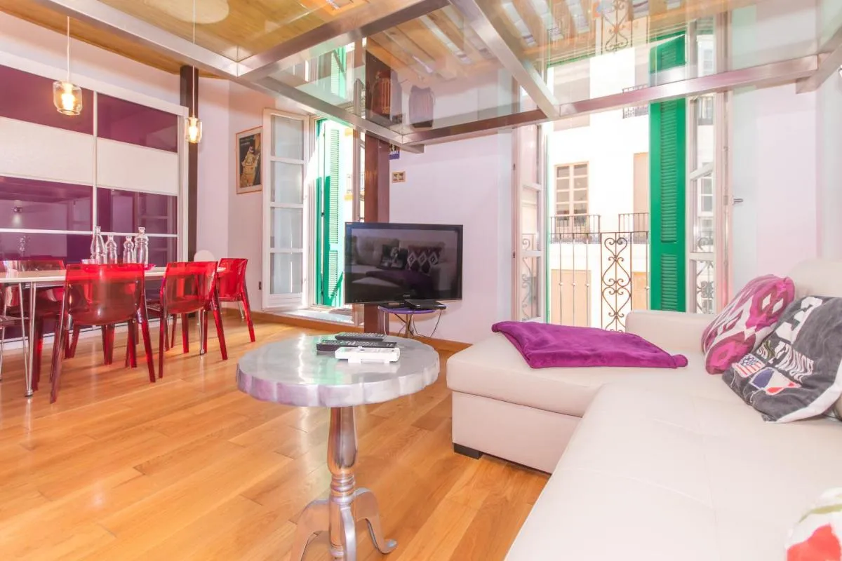 Image 1 of Cubo’s Estudio Carreteria 33 2A