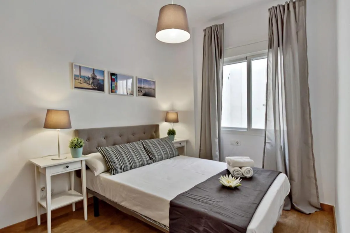 Image 2 of Del Parque Flats – Ollerias 3