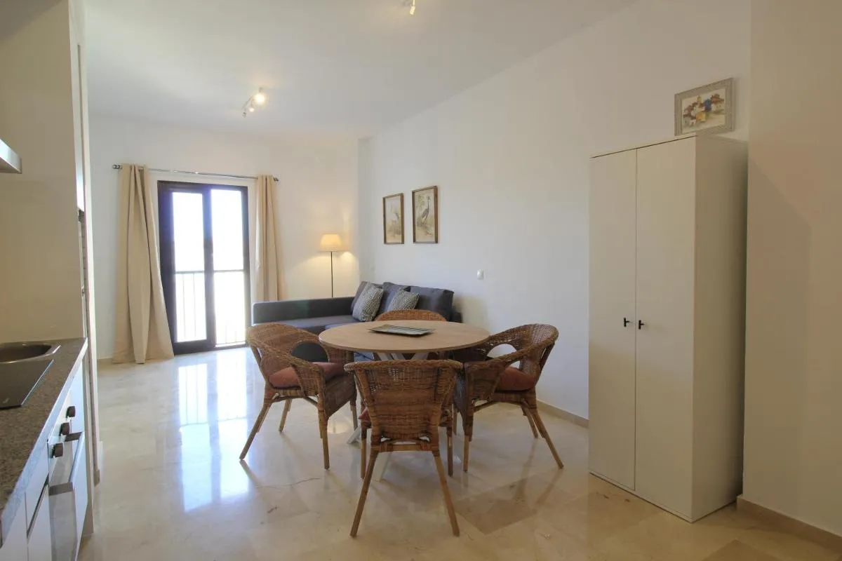 Image 4 of Del Parque Flats Parras Suite