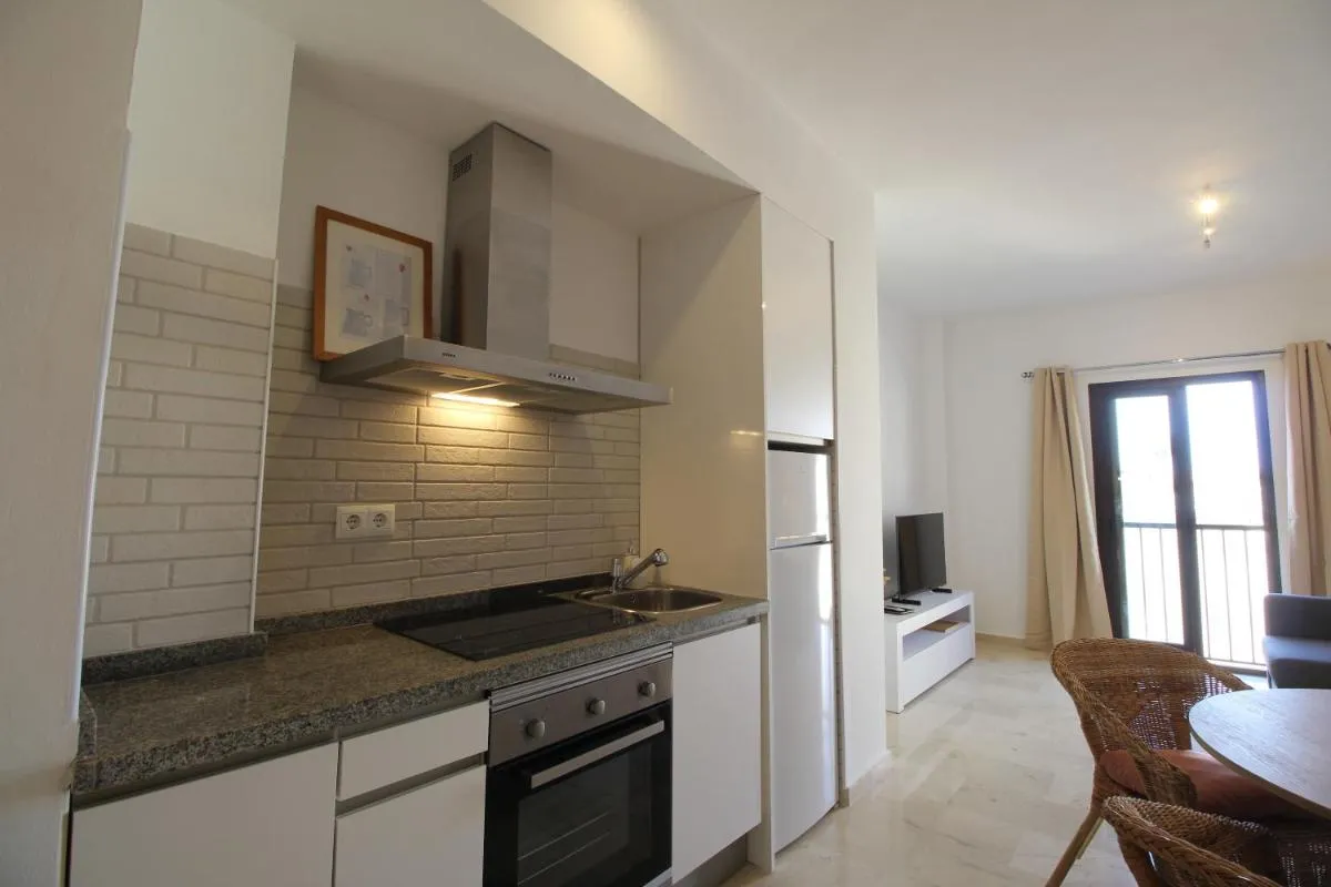 Image 3 of Del Parque Flats Parras Suite