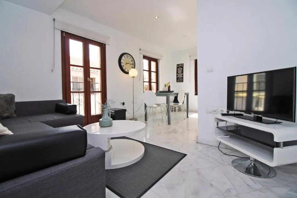 Image of Del Parque Flats – Tribuna