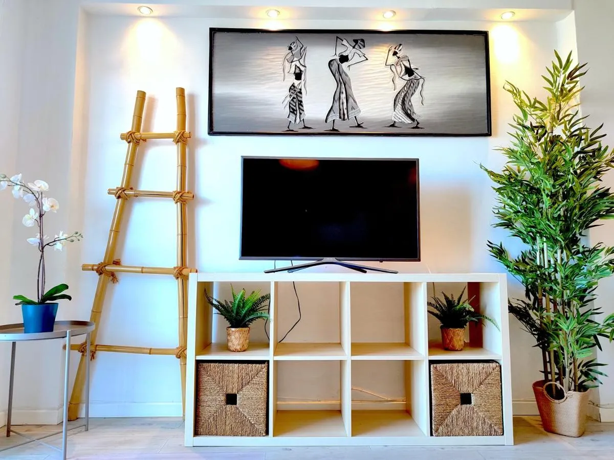 Image 3 of Diseño Y Relax apartamento de dos habitaciones cerca de la playa