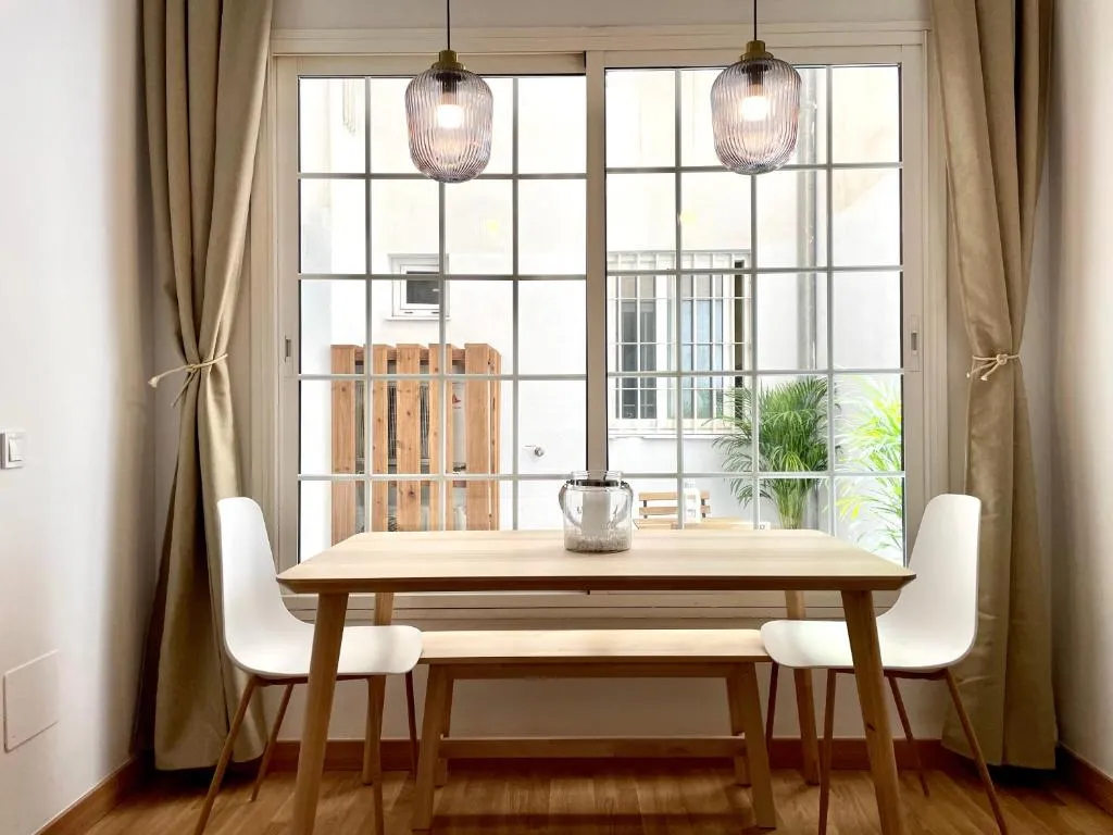 Image of Encantador apartamento con patio