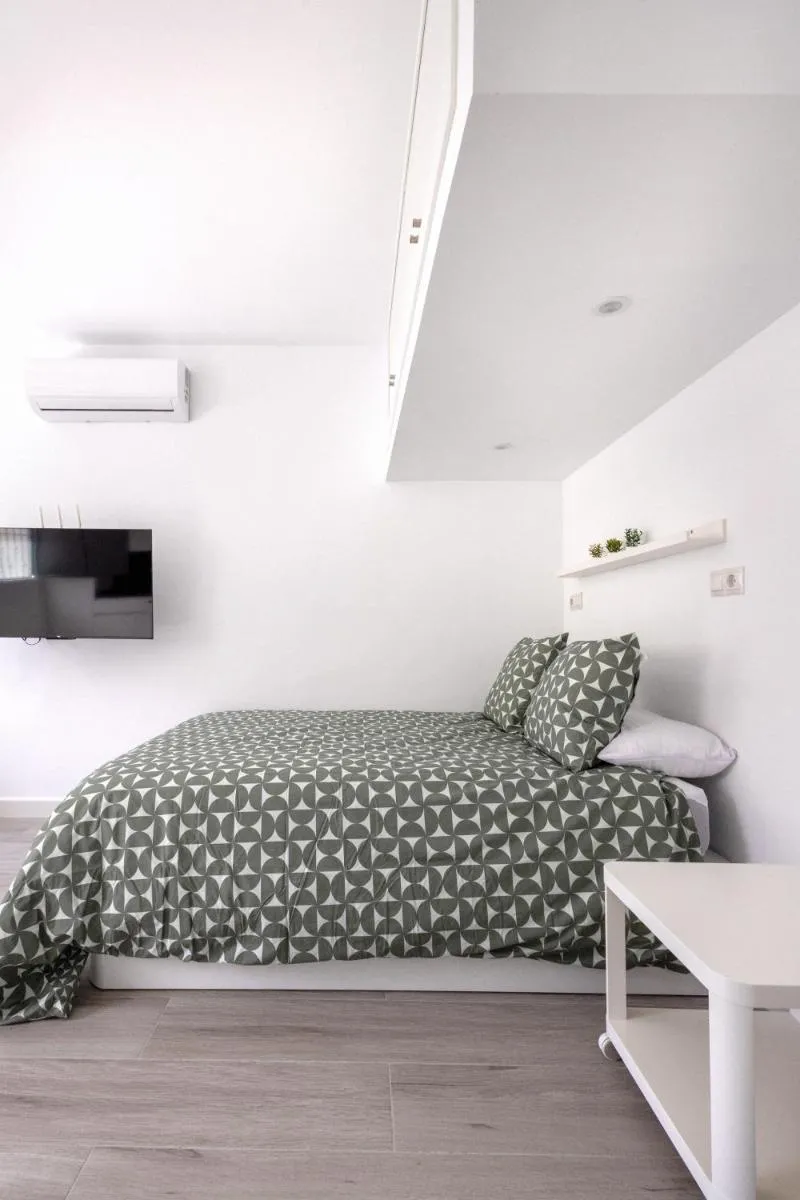 Image 3 of Esquinita Loft
