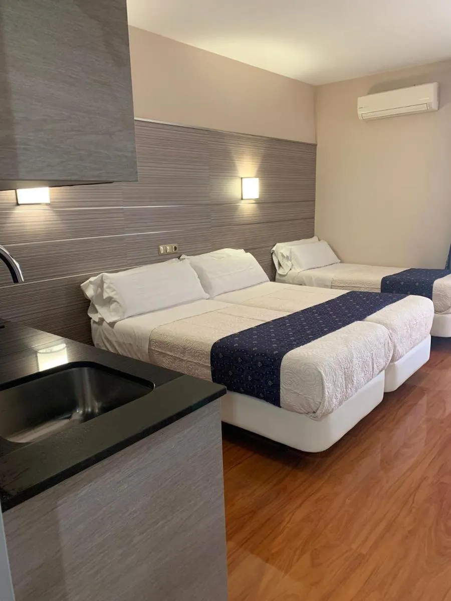 Image 3 of Estudio Arriola Suite