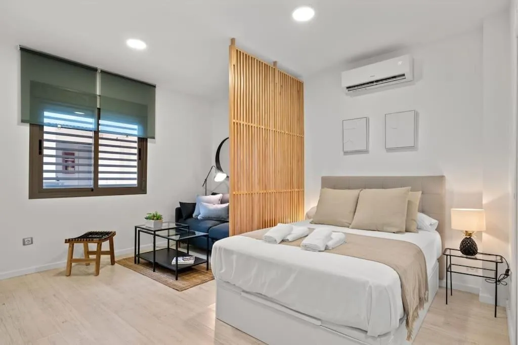 Image 2 of Estudio Nice Stay Dos Aceras