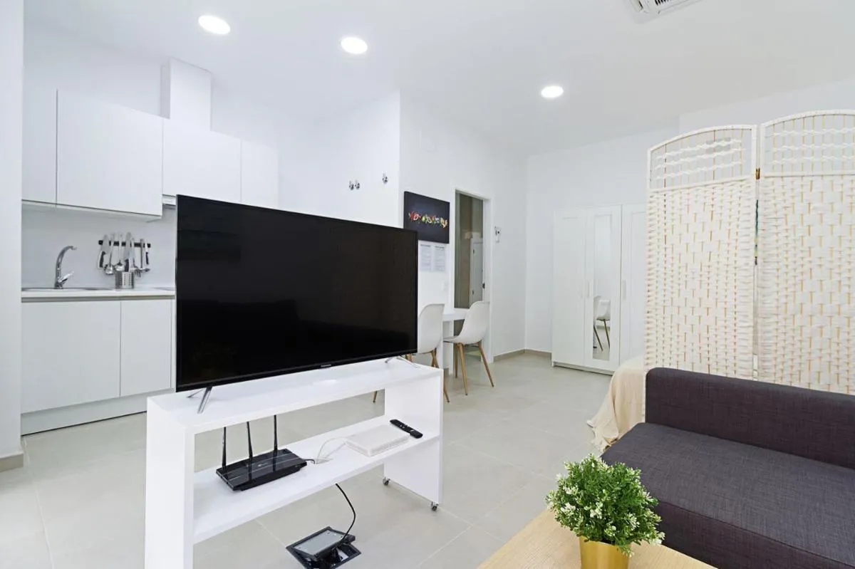 Image 5 of Estudio en málaga centro noblejas