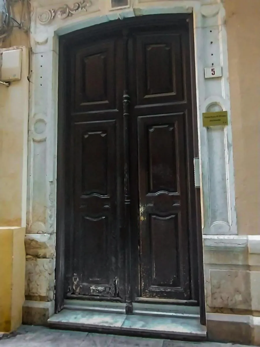 Image 6 of Estudios Santos