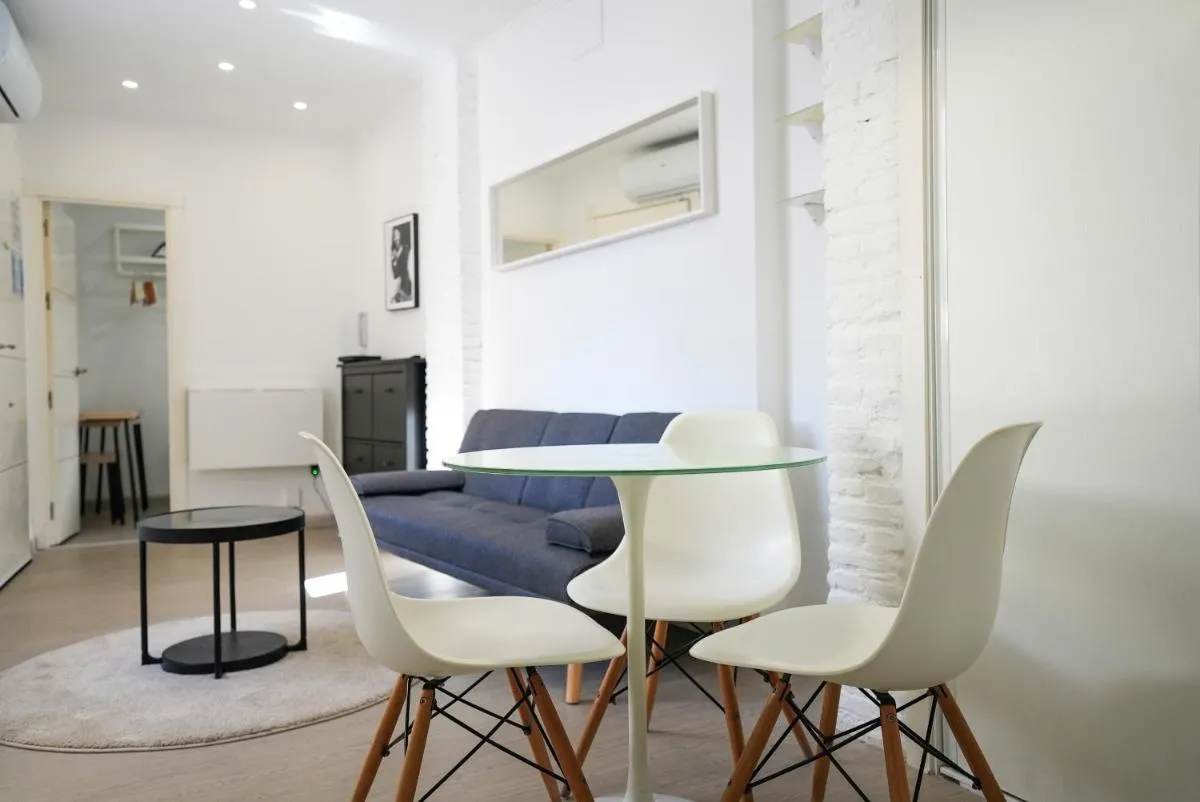 Image 3 of Excellent location Malaga centro historico 2 bed flat