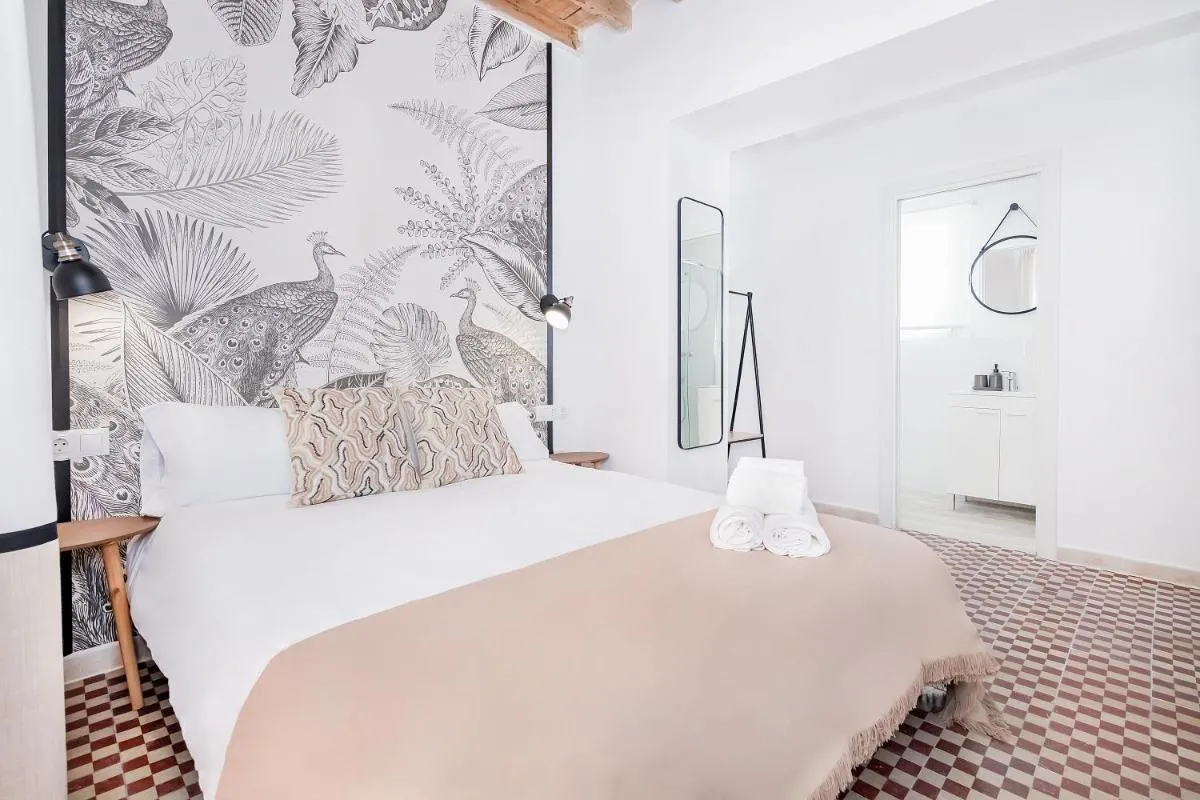 Image 3 of Exclusive Comedia Apartments