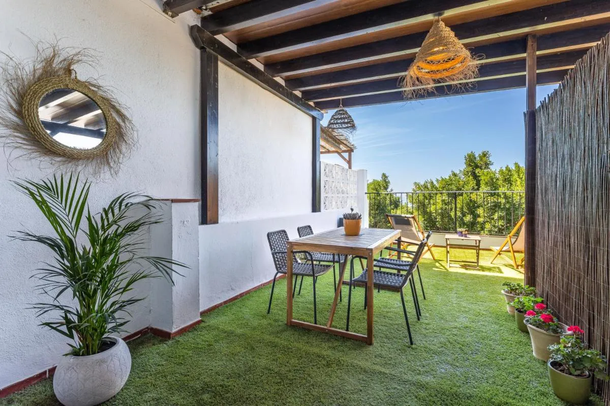 Image 1 of First line, Sea views, Verde y Mar by Mellow
