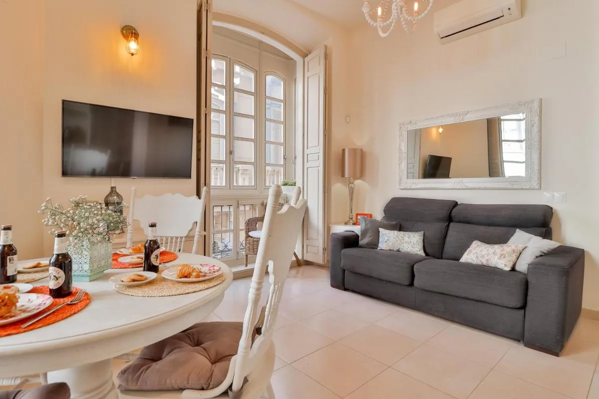 Image 3 of Flat 2 bedrooms in the City Center