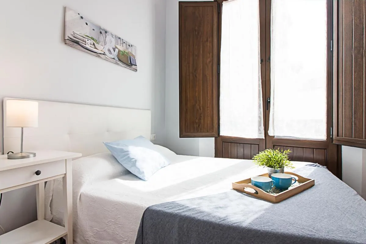 Image 2 of Granada FreshApartments by Bossh! Apartments