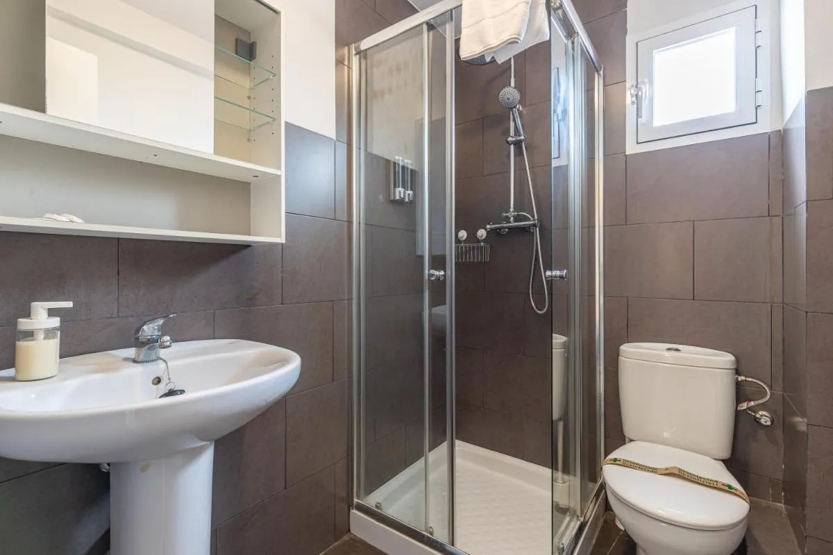 Image 6 of HOMEABOUT LA MERCED Penthouses