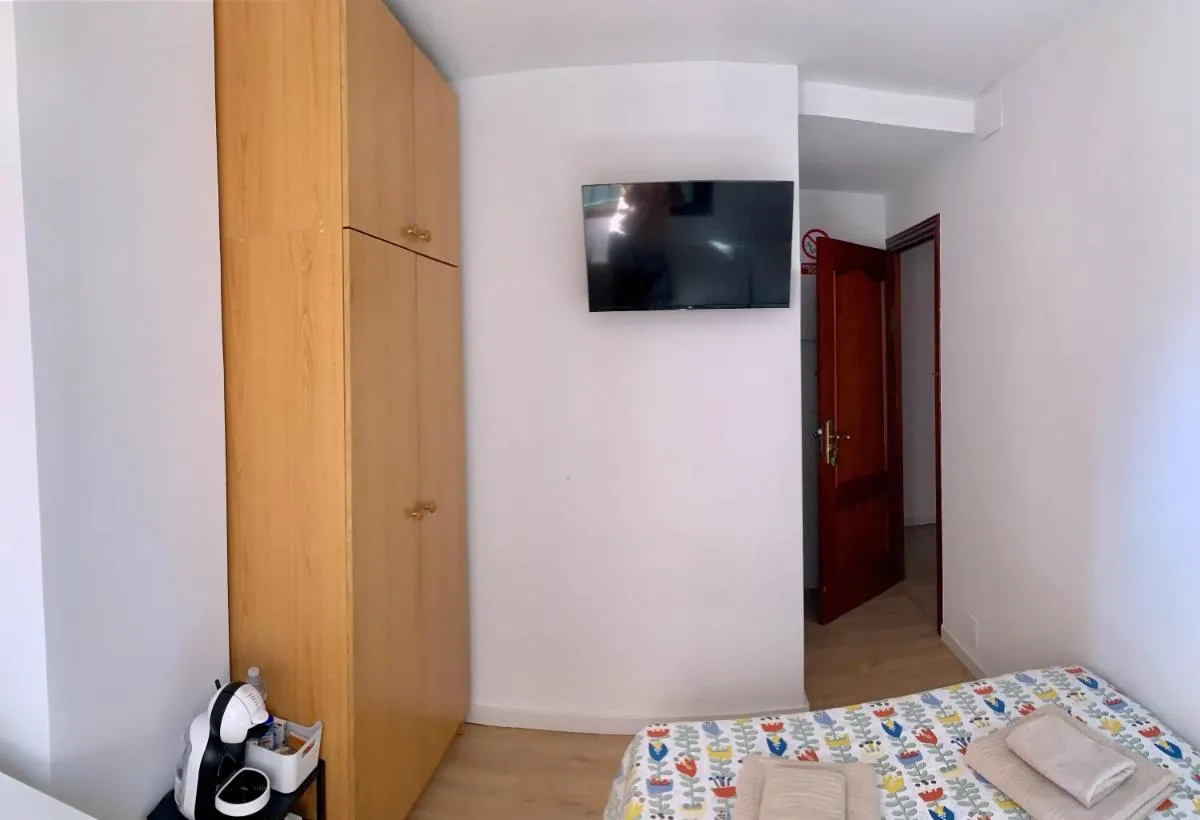 Image 2 of Habitación González