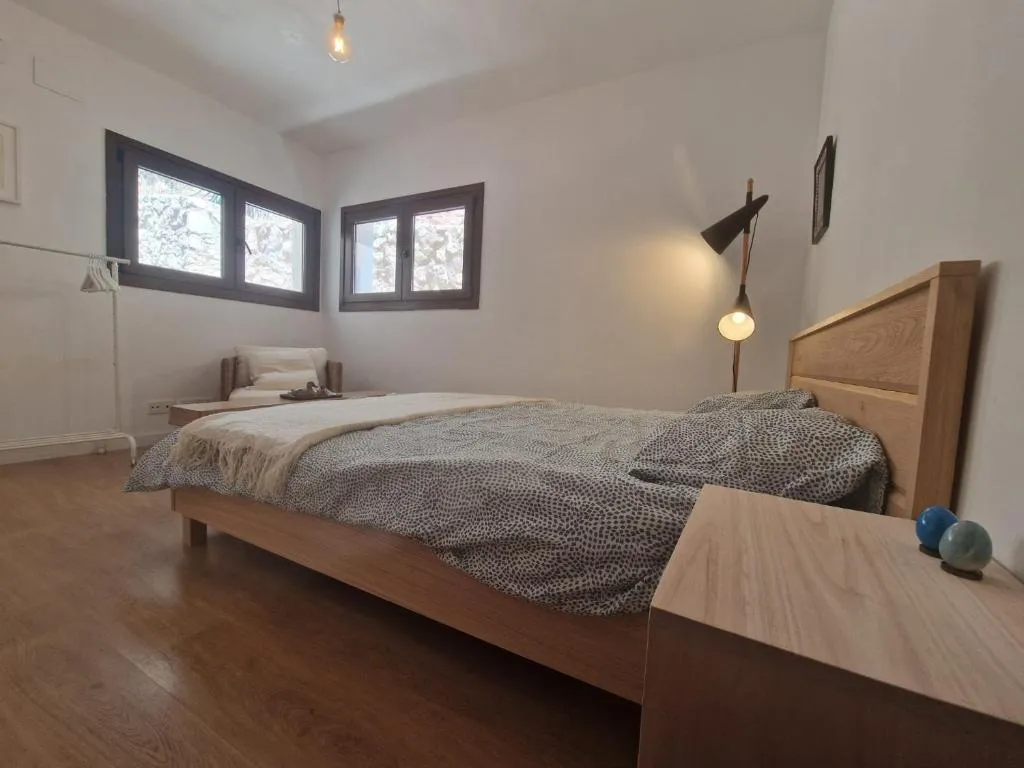 Image of Habitación doble con baño grande privado en piso compartido
