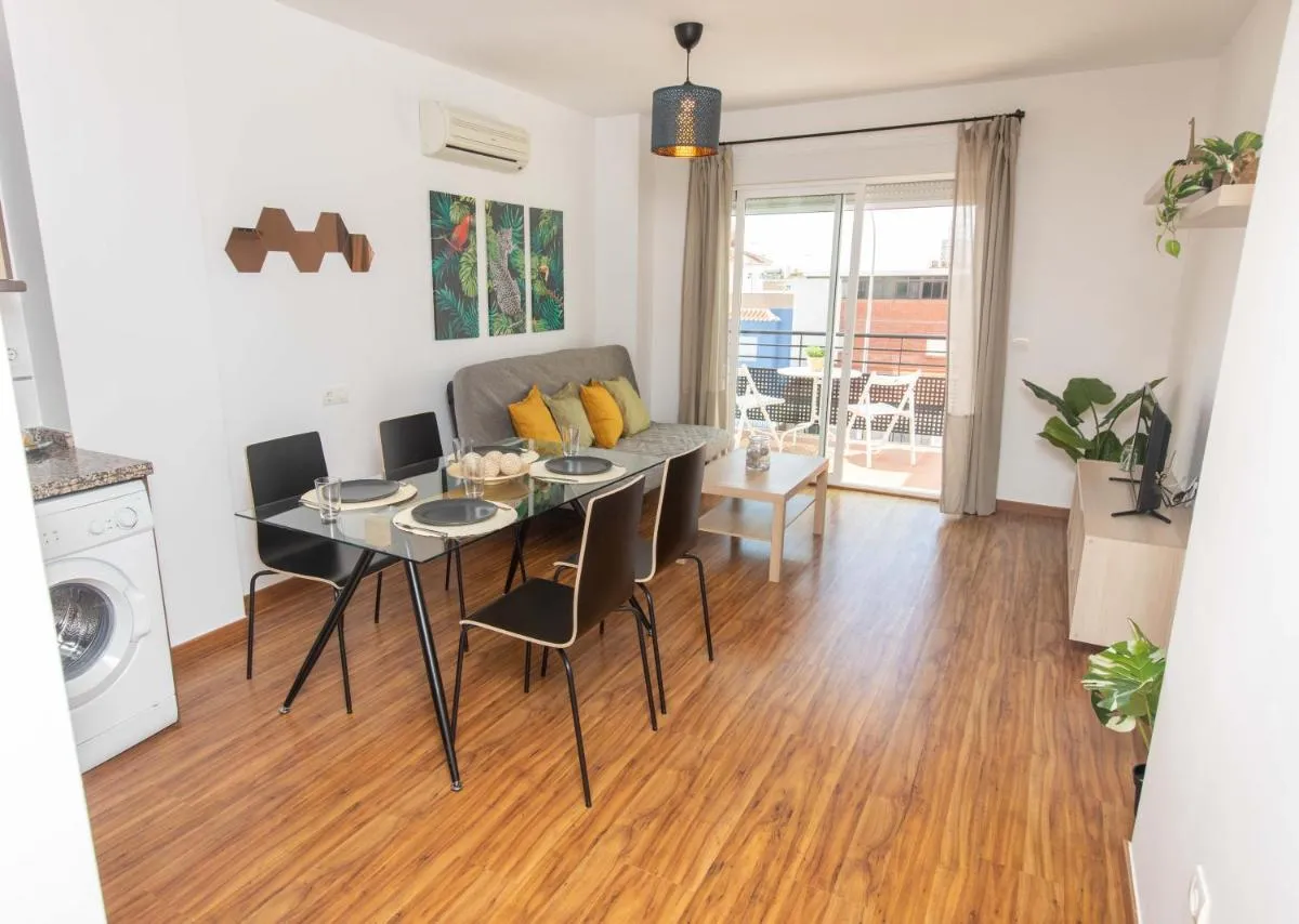 Image 2 of Heaven by the sea Apartments