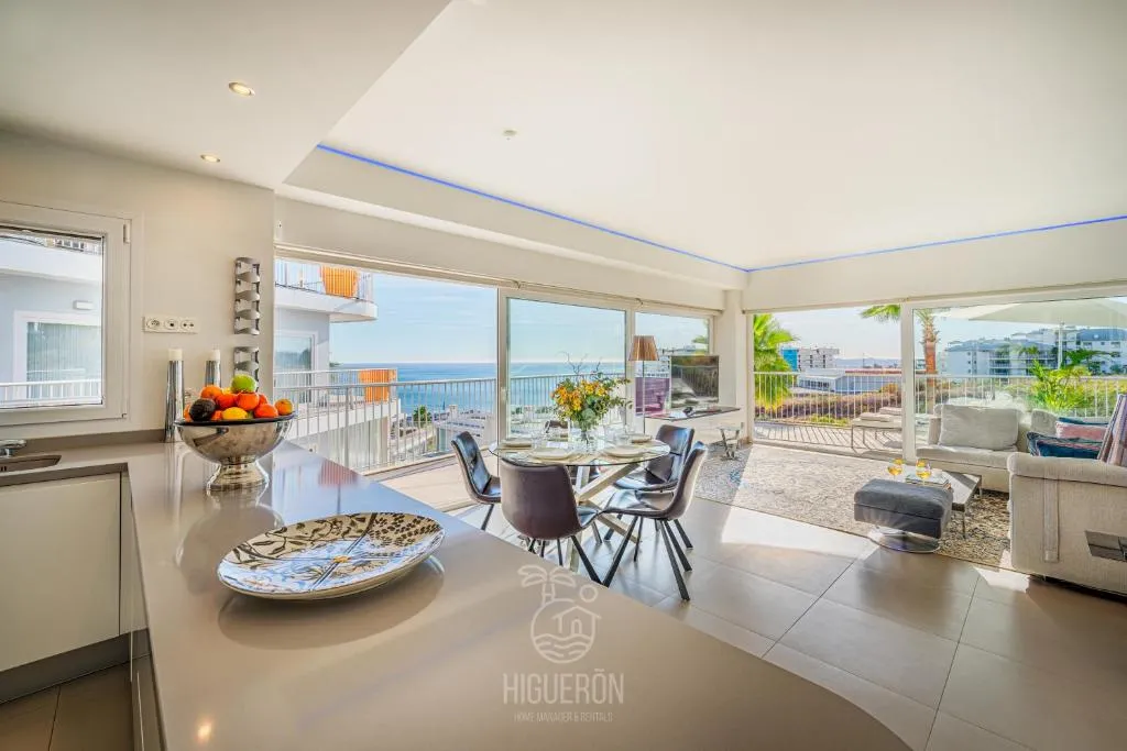 Image of HigueronRentals Gucci