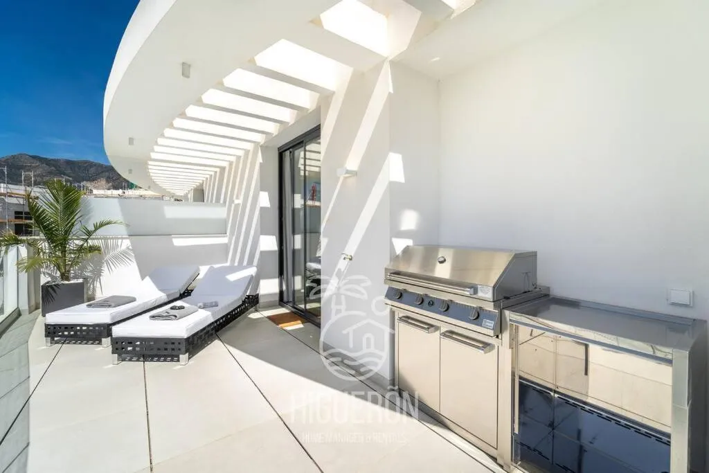 Image 3 of HigueronRentals Horizon Penthouse