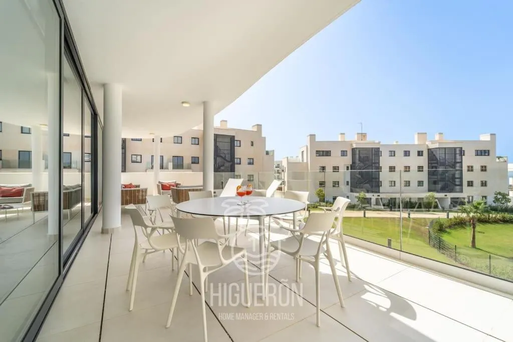Image 2 of HigueronRentals Malibu