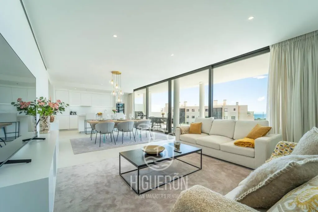 Image 1 of HigueronRentals The Palm