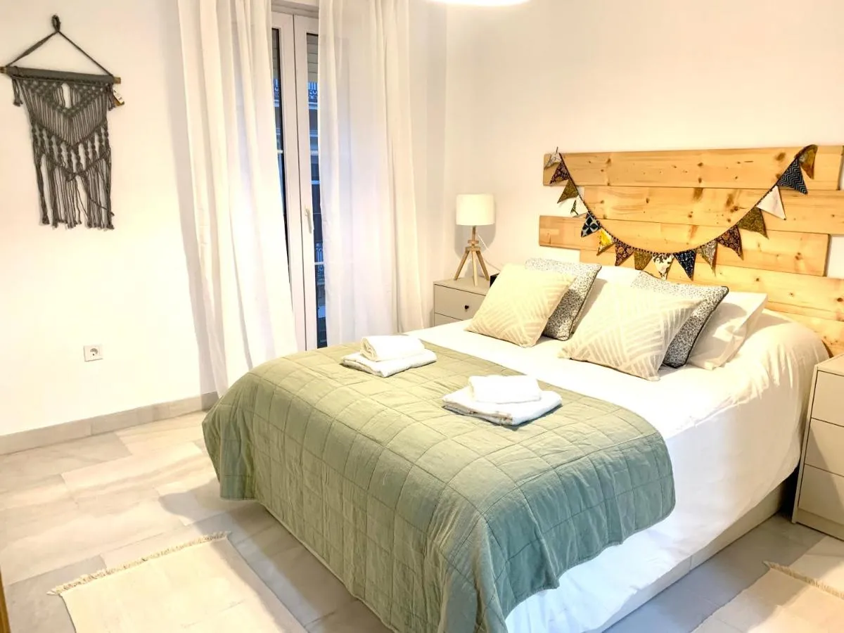 Image 2 of Homely Málaga Larios
