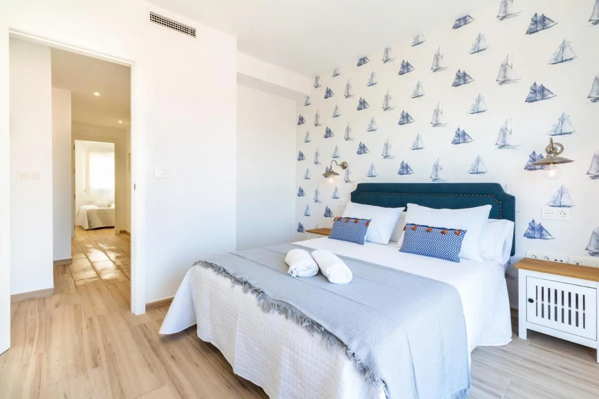 Image 4 of Huelin Suites