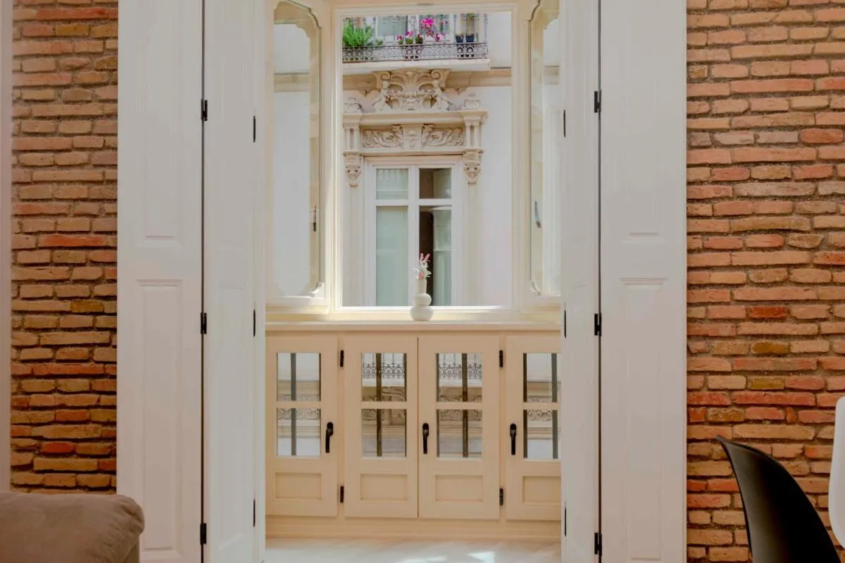 Image 3 of INMálaga Santos Suites 1