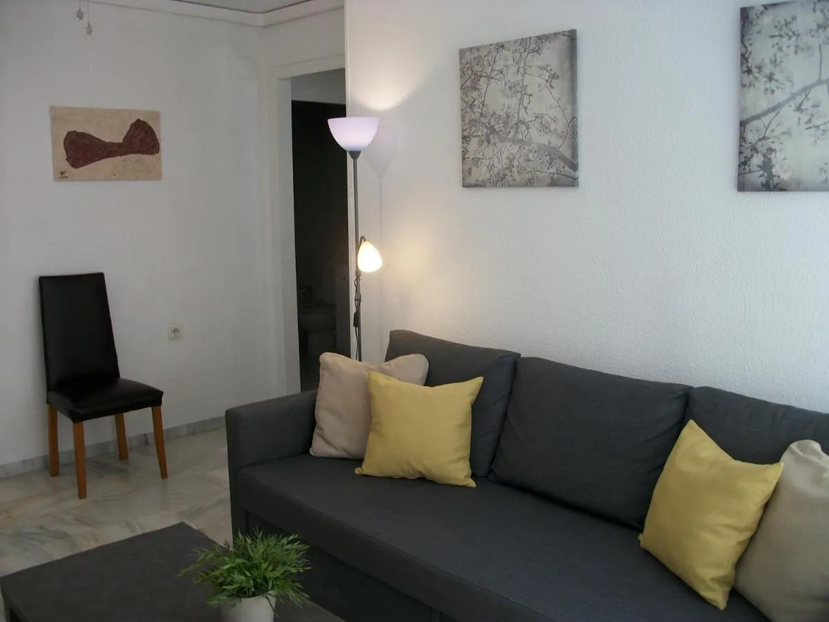 Image 2 of Ideal Holiday Apartment One bedroom City Center