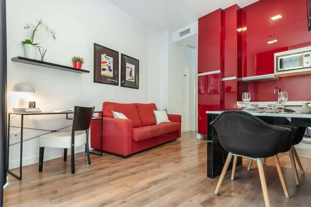 Image of Intimate apartment by Picasso Museum by REMS