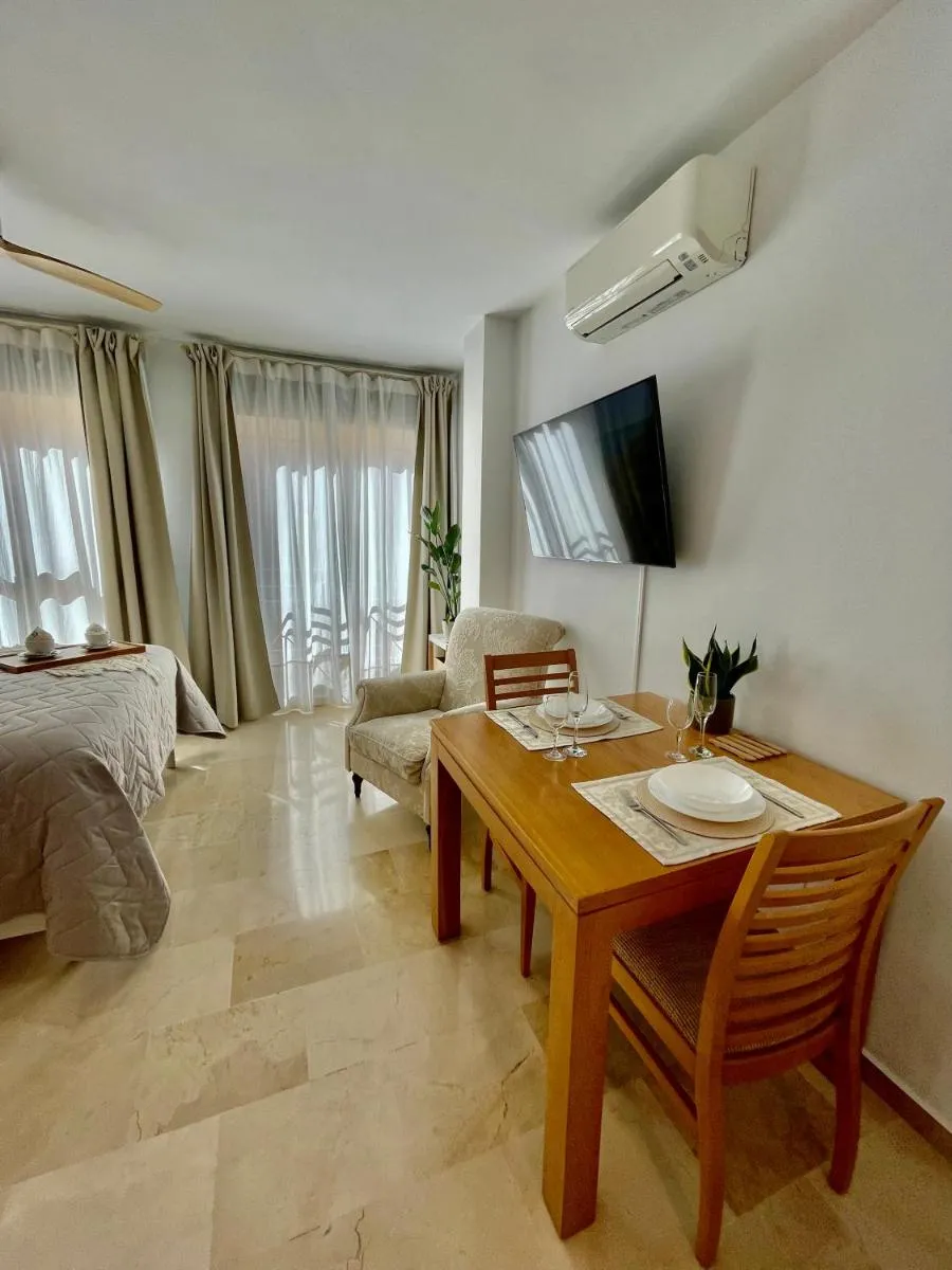 Image 4 of Ivory Suites