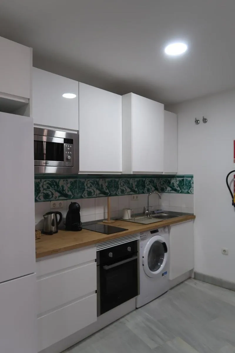 Image 3 of J & E Málaga Center Apartamentos