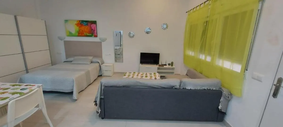 Image 4 of La Paloma