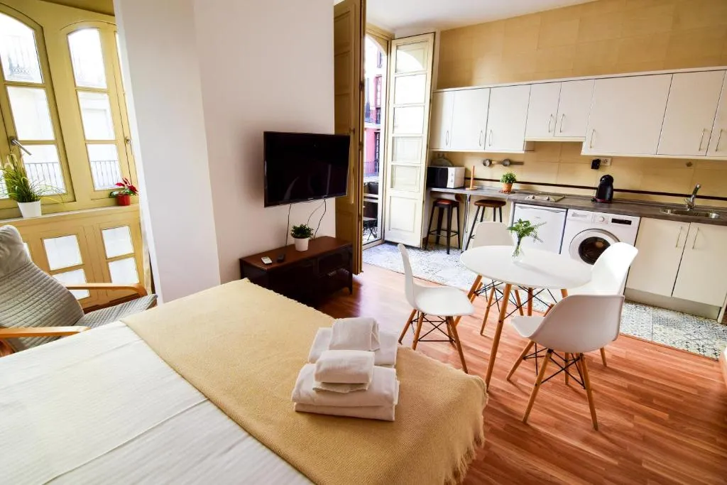 Image of Letmalaga Carreteria Studio 82′