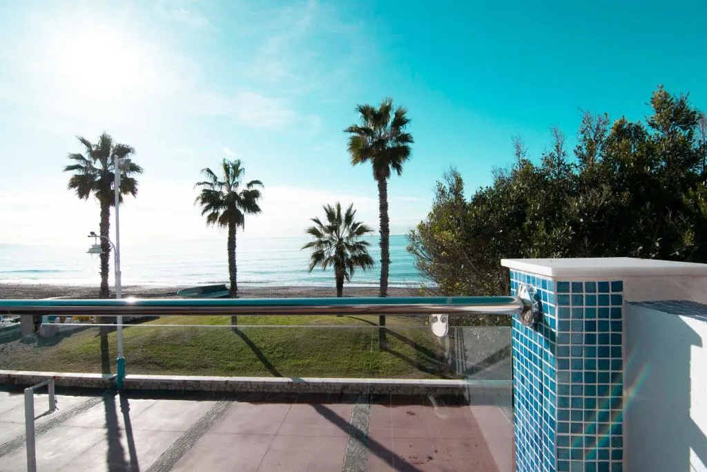 Image of Letmalaga Cremades Beach