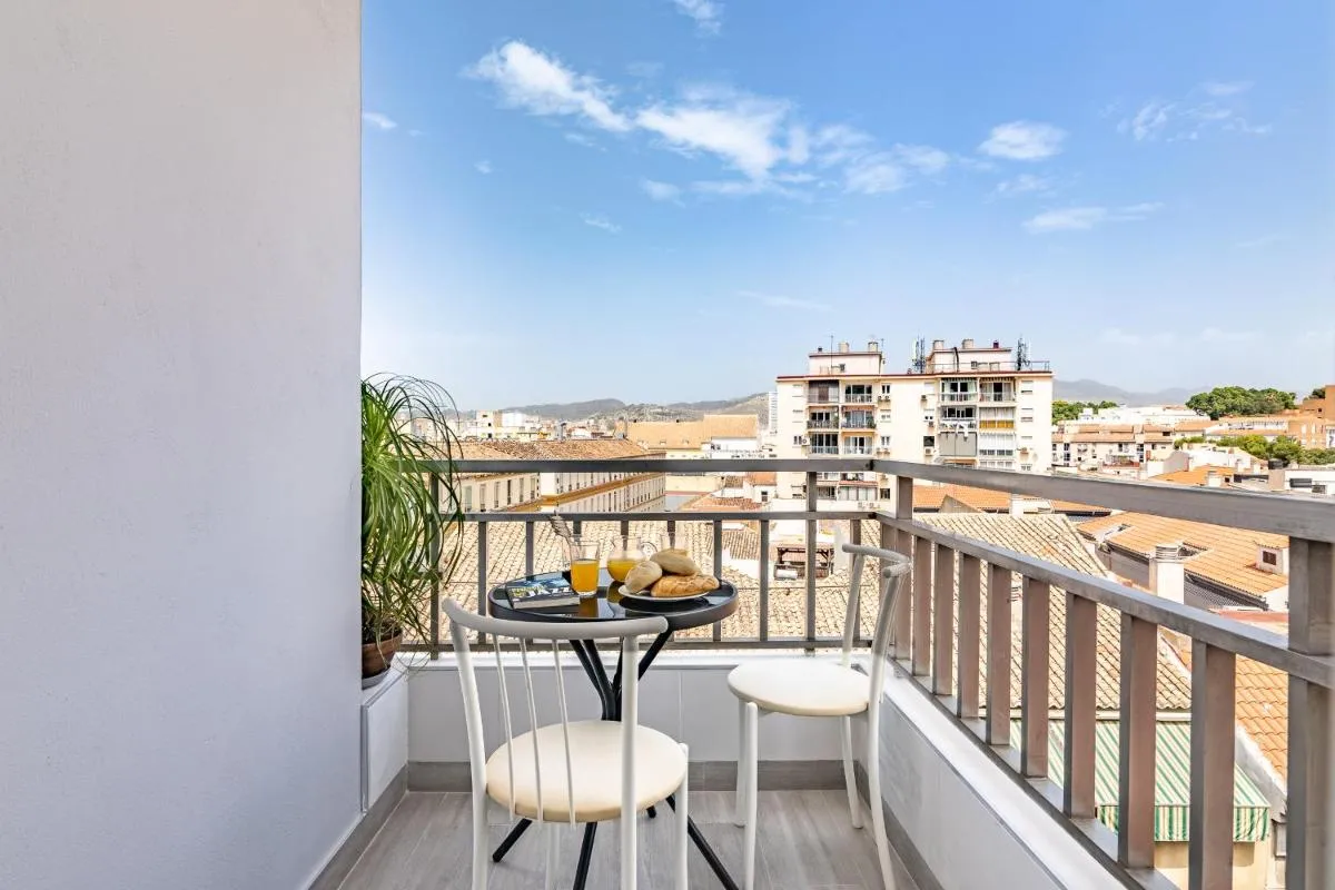Image 1 of Livemálaga Victoria Suites