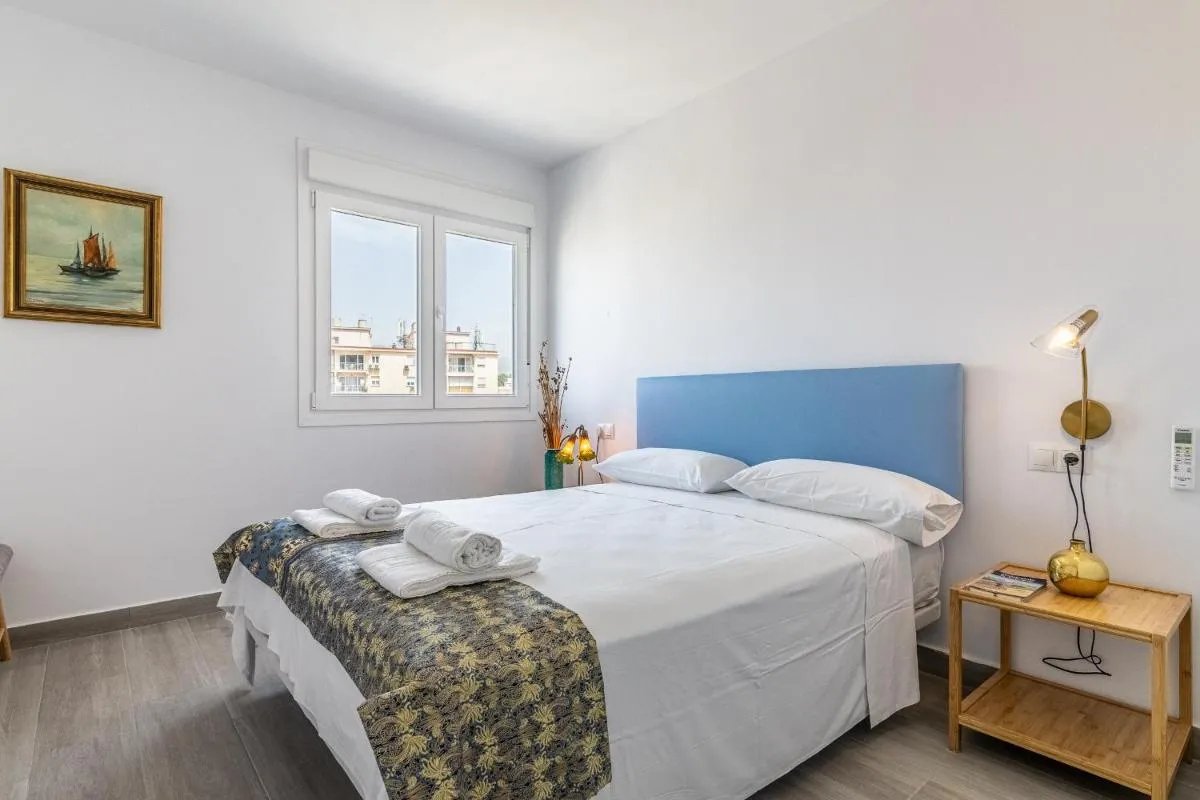 Image 4 of Livemálaga Victoria Suites