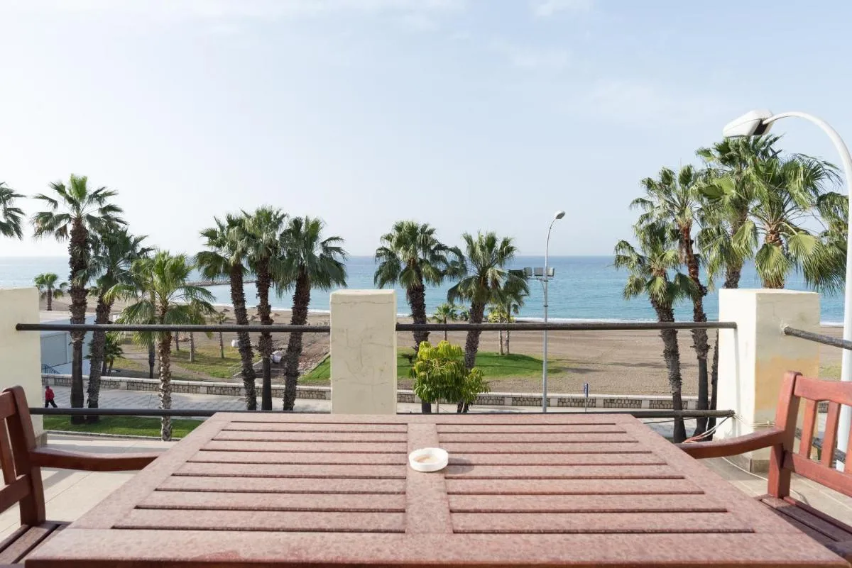 Image 5 of Loft con gran terraza en primera linea de playa